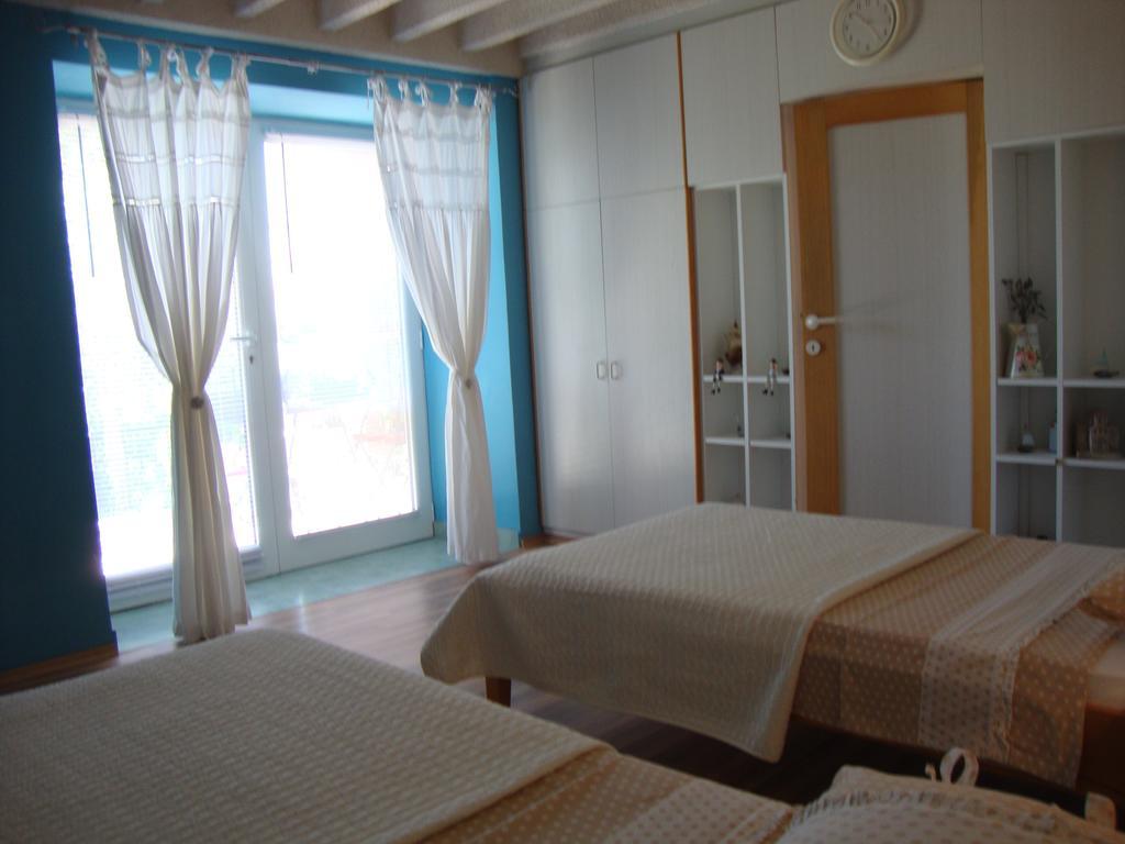 Apartment Nela And Vito Split Room photo